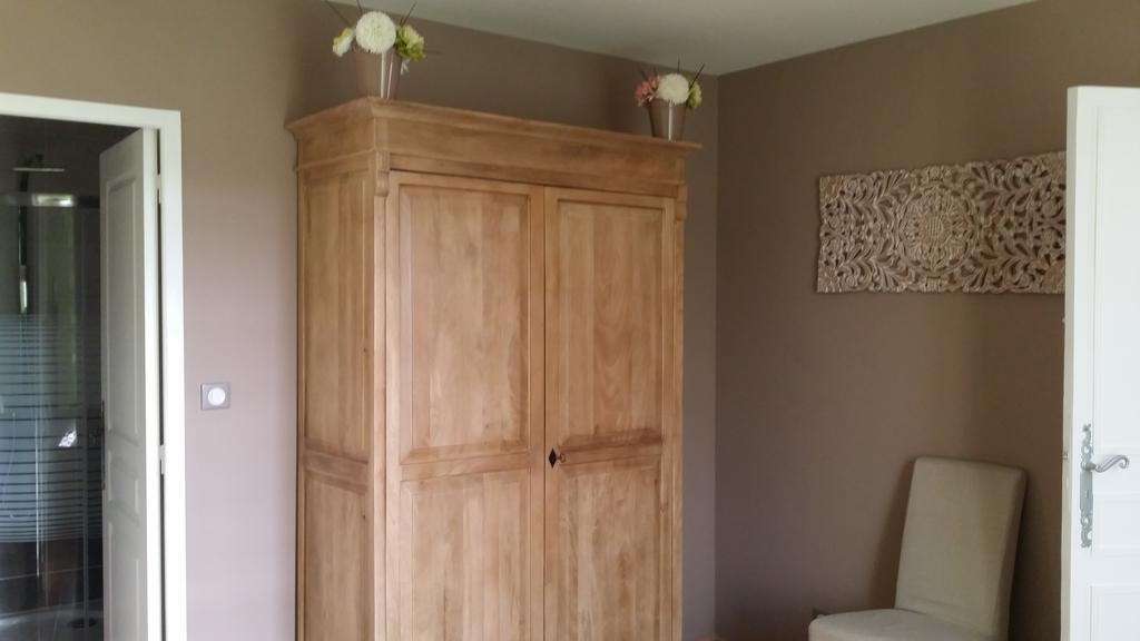 Bed and Breakfast Les Portes Du Soleil Capestang Zimmer foto